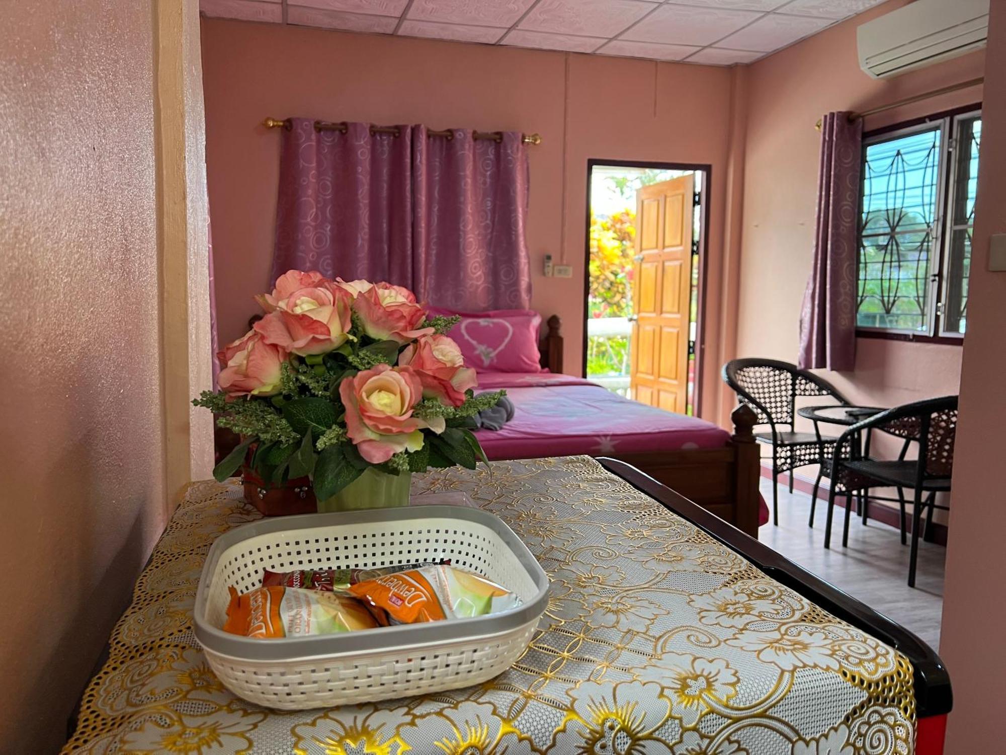 Tassana House Hotel Khao Kho Luaran gambar