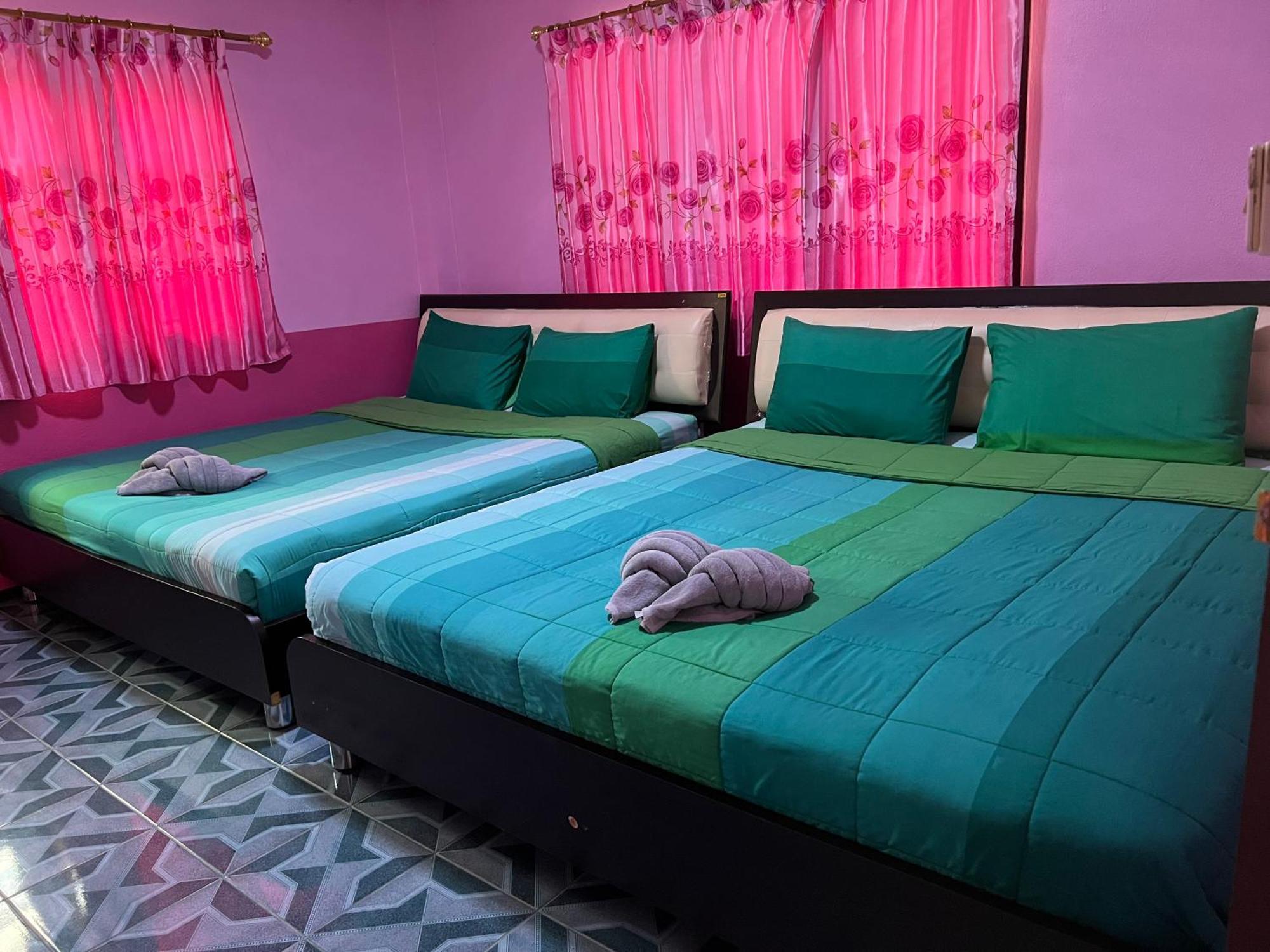 Tassana House Hotel Khao Kho Luaran gambar